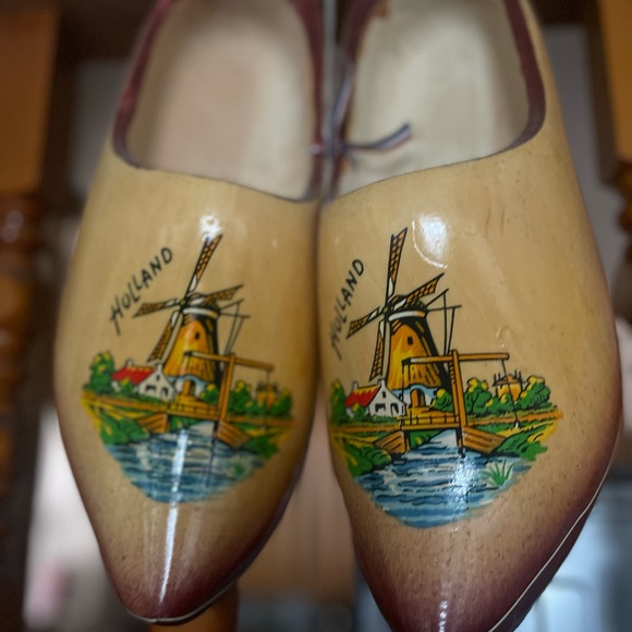Authentic Dutch Clogs - Picture 3 of 4